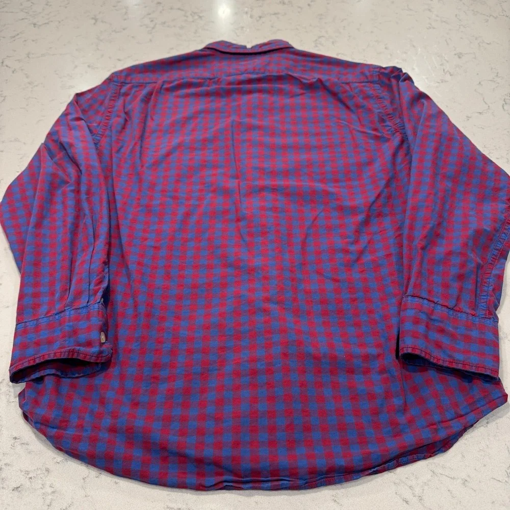 Classic J. Crew Button Down Shirt Mens Medium Red Blue Gingham Slim Fit Cotton
